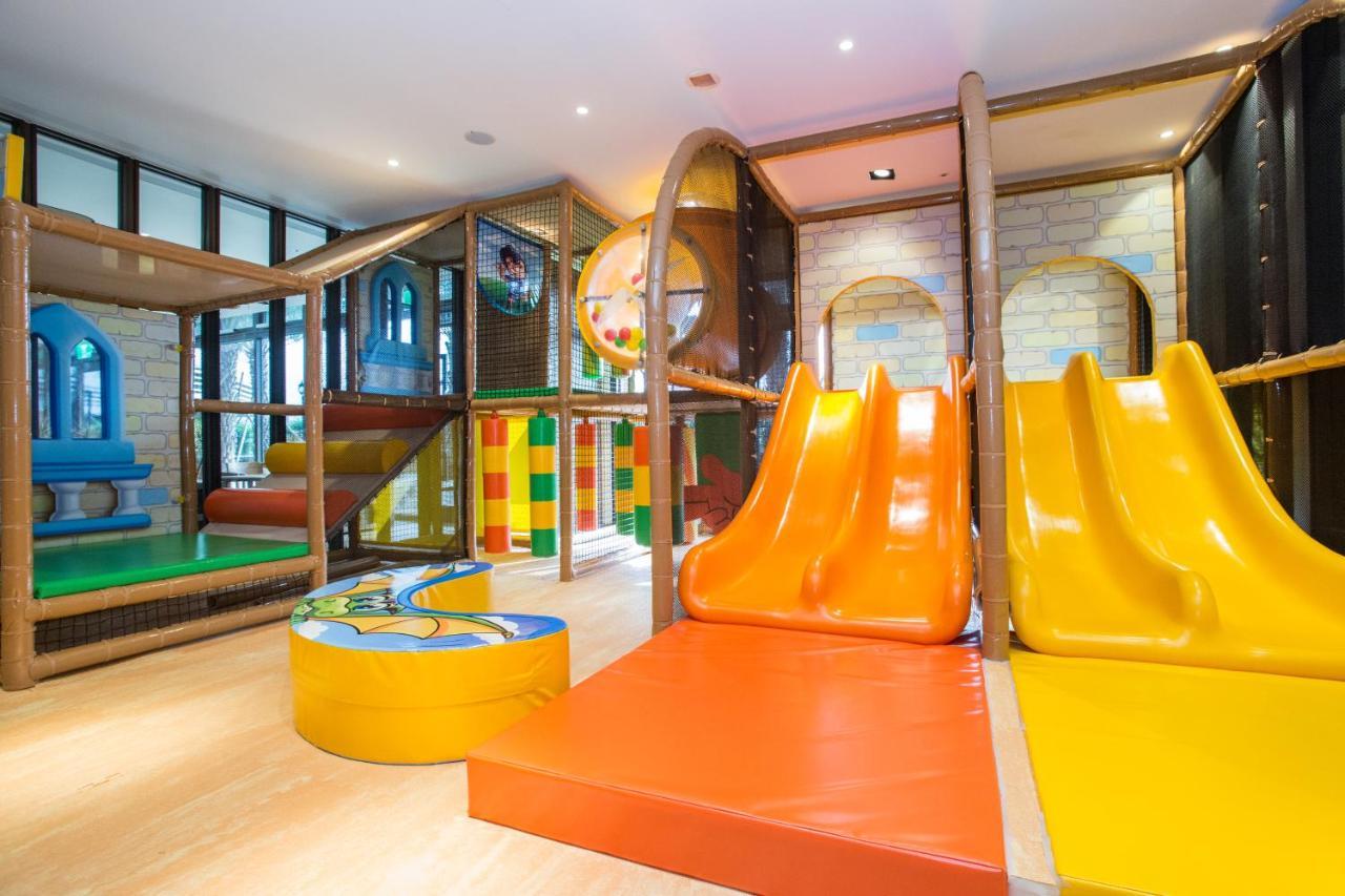 คังเยว่ ฮอต สปริง รีสอร์ต Hotel หลัวตง ภายนอก รูปภาพ The children's play area